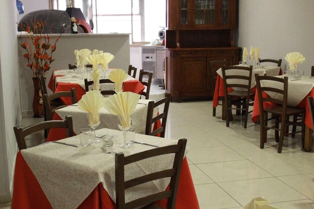Hotel Nettuno Montecatini Terme Bagian luar foto