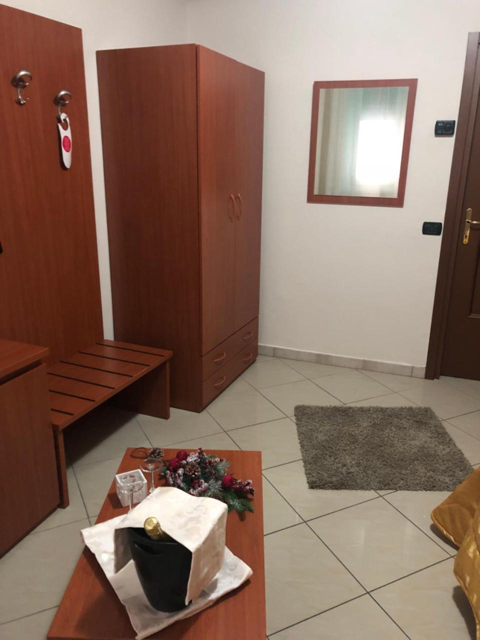Hotel Nettuno Montecatini Terme Bagian luar foto